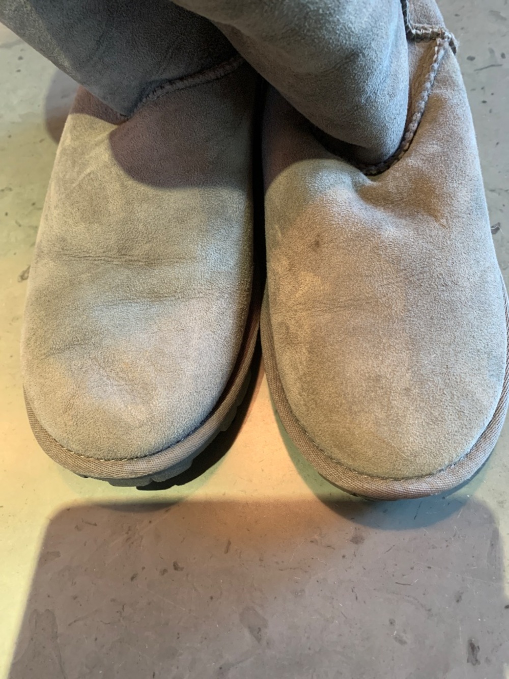 Ugg Gray Boot - Picture 5 of 6